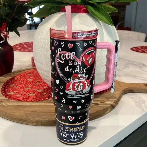❤️💕Cute. BUC-EES 2025 Valentine's Day..Tumbler💕❤️